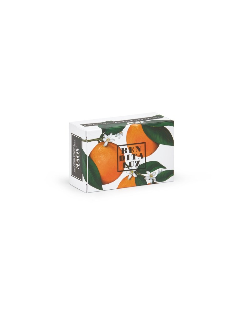 Savon à l'orange, à l'olivier et aux pétales de fleur d'oranger